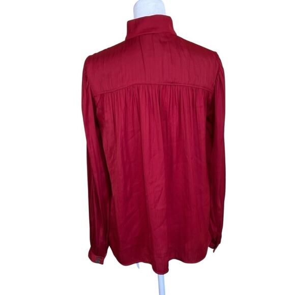 Anthropologie Relaxed Shimmer Blouse Red Satin Henley Button Front Popver Top XS - Picture 11 of 16